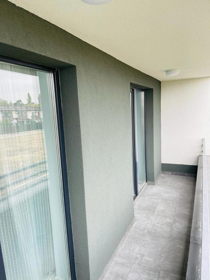 Galaxy Residence Villa Otopeni Kültér fotó