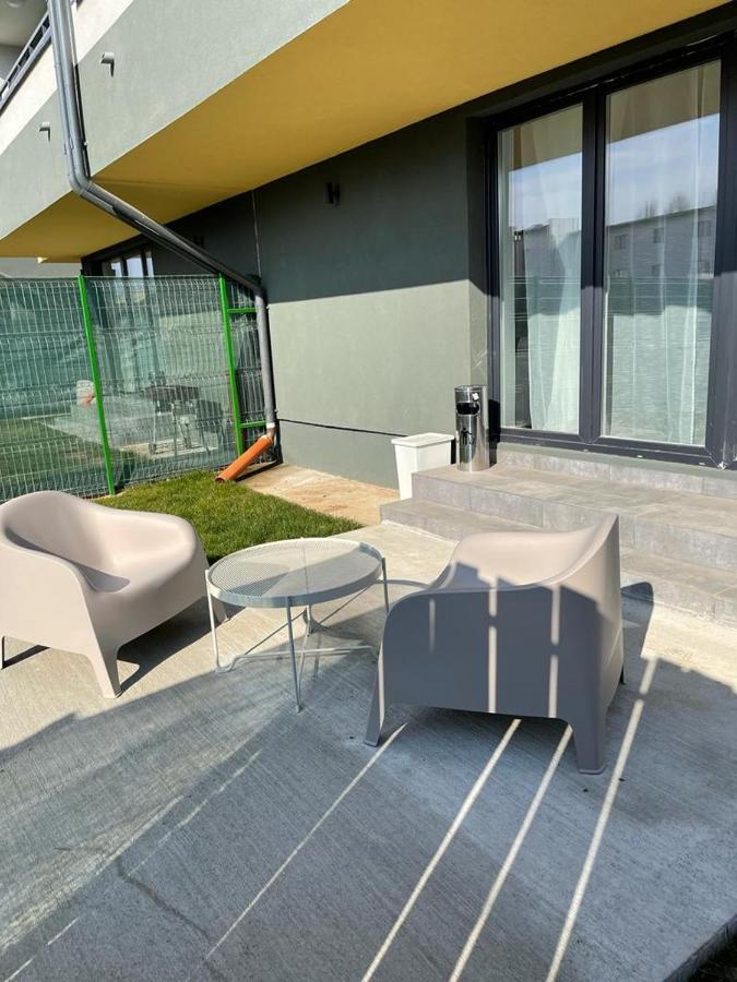 Galaxy Residence Villa Otopeni Kültér fotó