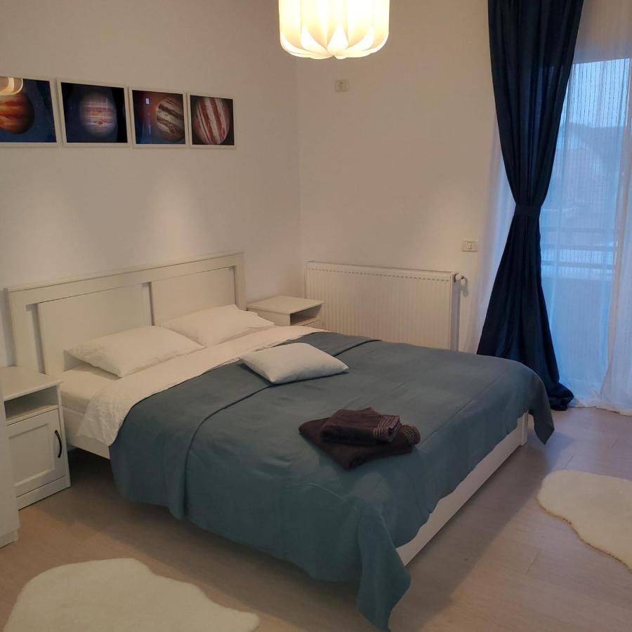 Galaxy Residence Villa Otopeni Kültér fotó