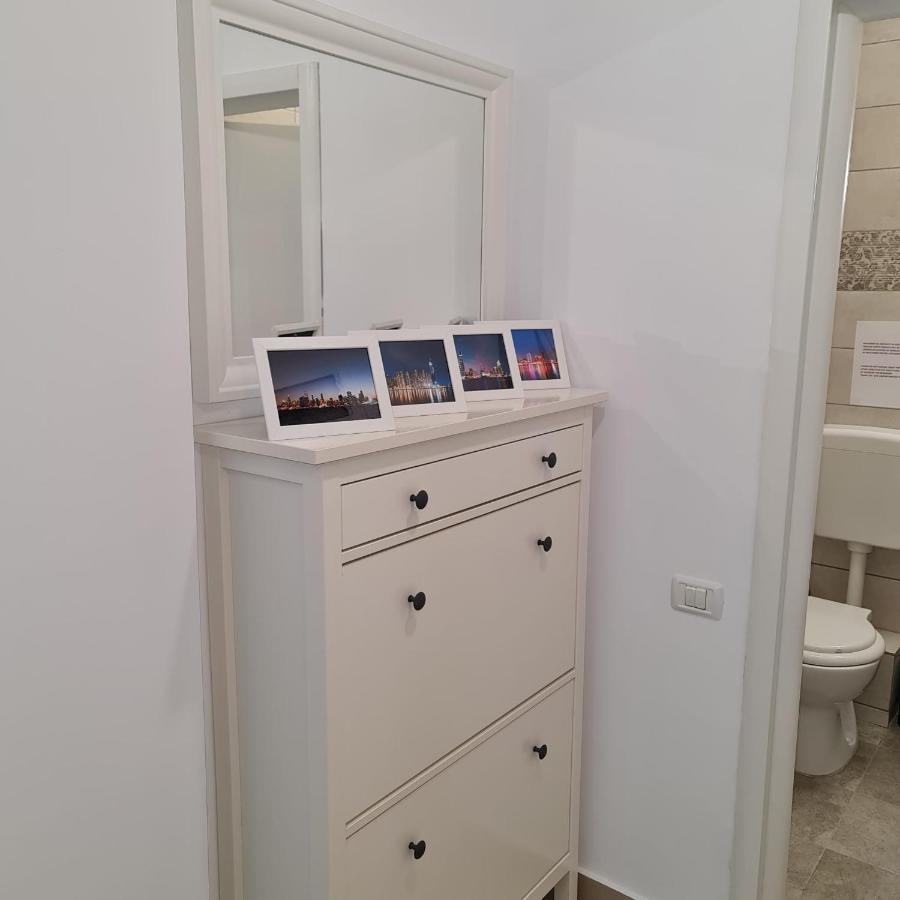 Galaxy Residence Villa Otopeni Kültér fotó