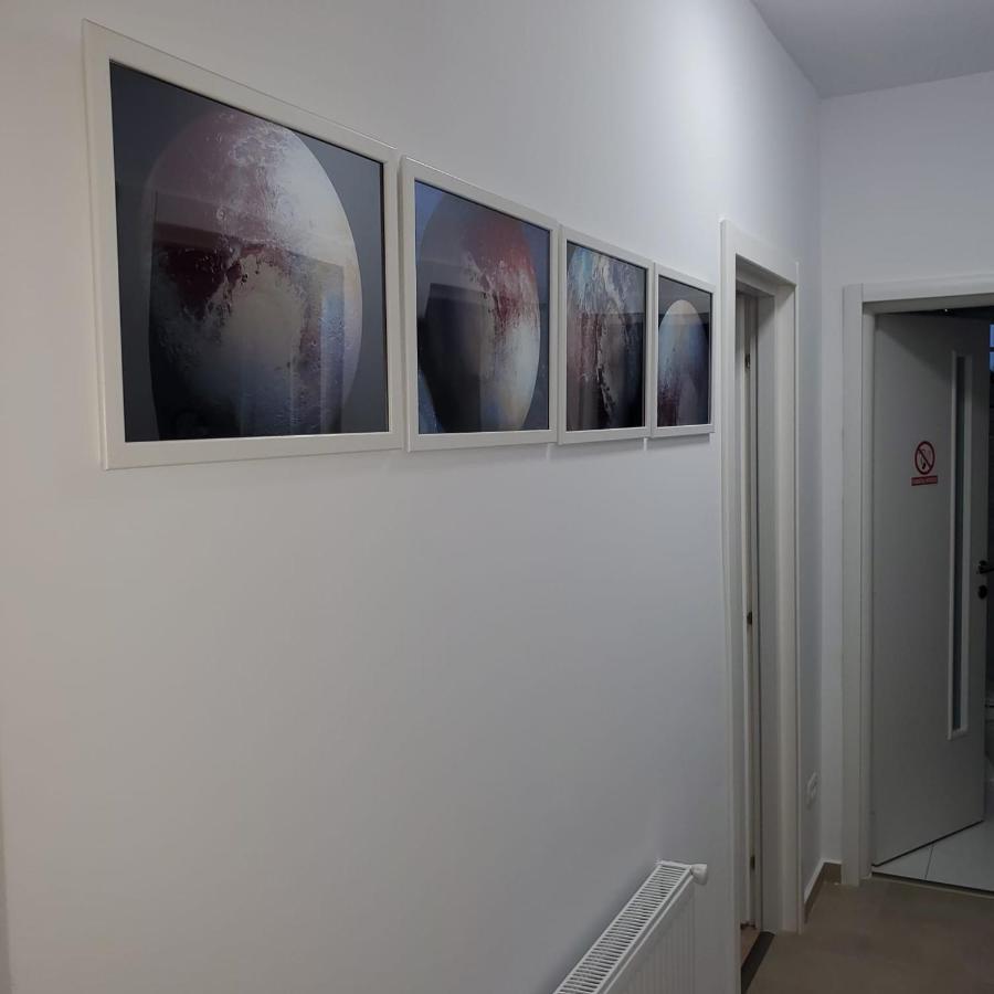 Galaxy Residence Villa Otopeni Kültér fotó